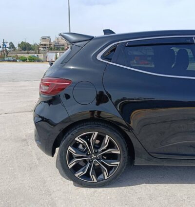 Aileron / Becquet de toit Mitsubishi Colt (2023-) / Renault Clio Mk5 (2019-2025)
