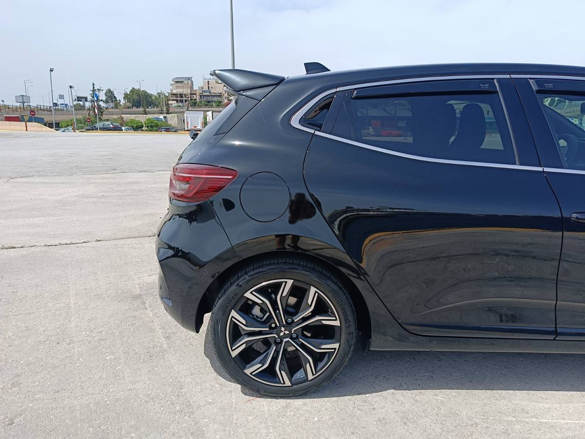 Aileron / Becquet de toit Mitsubishi Colt (2023-) / Renault Clio Mk5 (2019-2025)