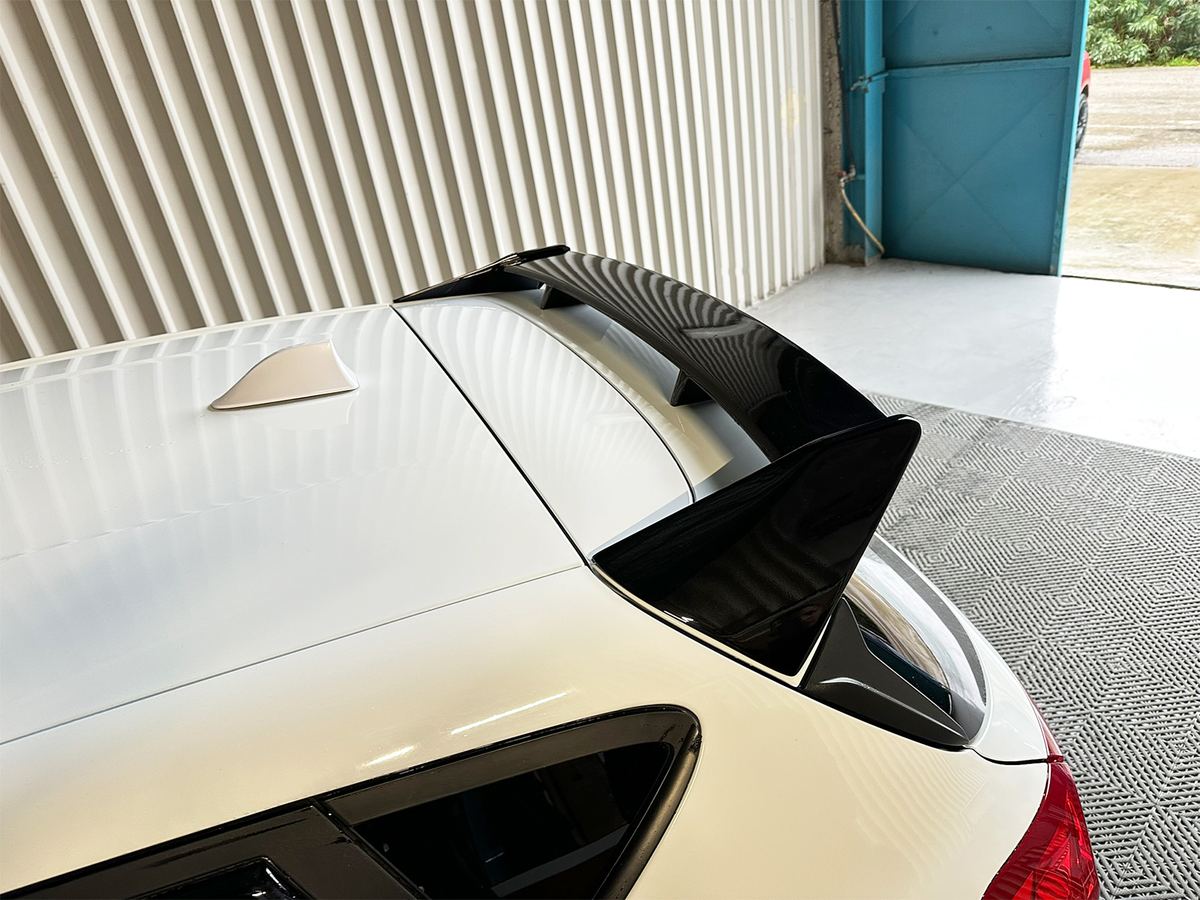 Aileron / Becquet de toit Ford Fiesta Mk8 / Mk8.5 Standard / ST-Line