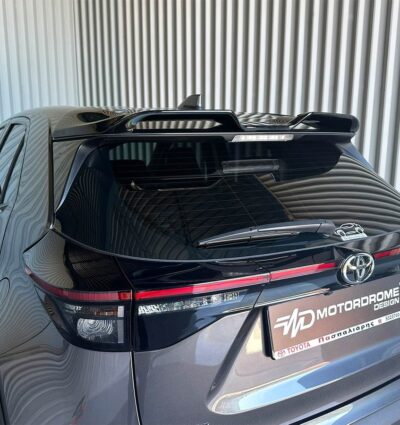 Aileron / Becquet de toit Toyota Yaris Cross Mk1