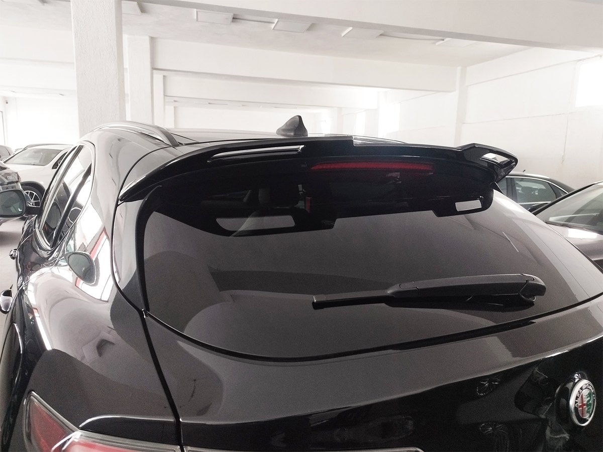 Aileron / Becquet de toit Alfa Romeo Stelvio Mk1