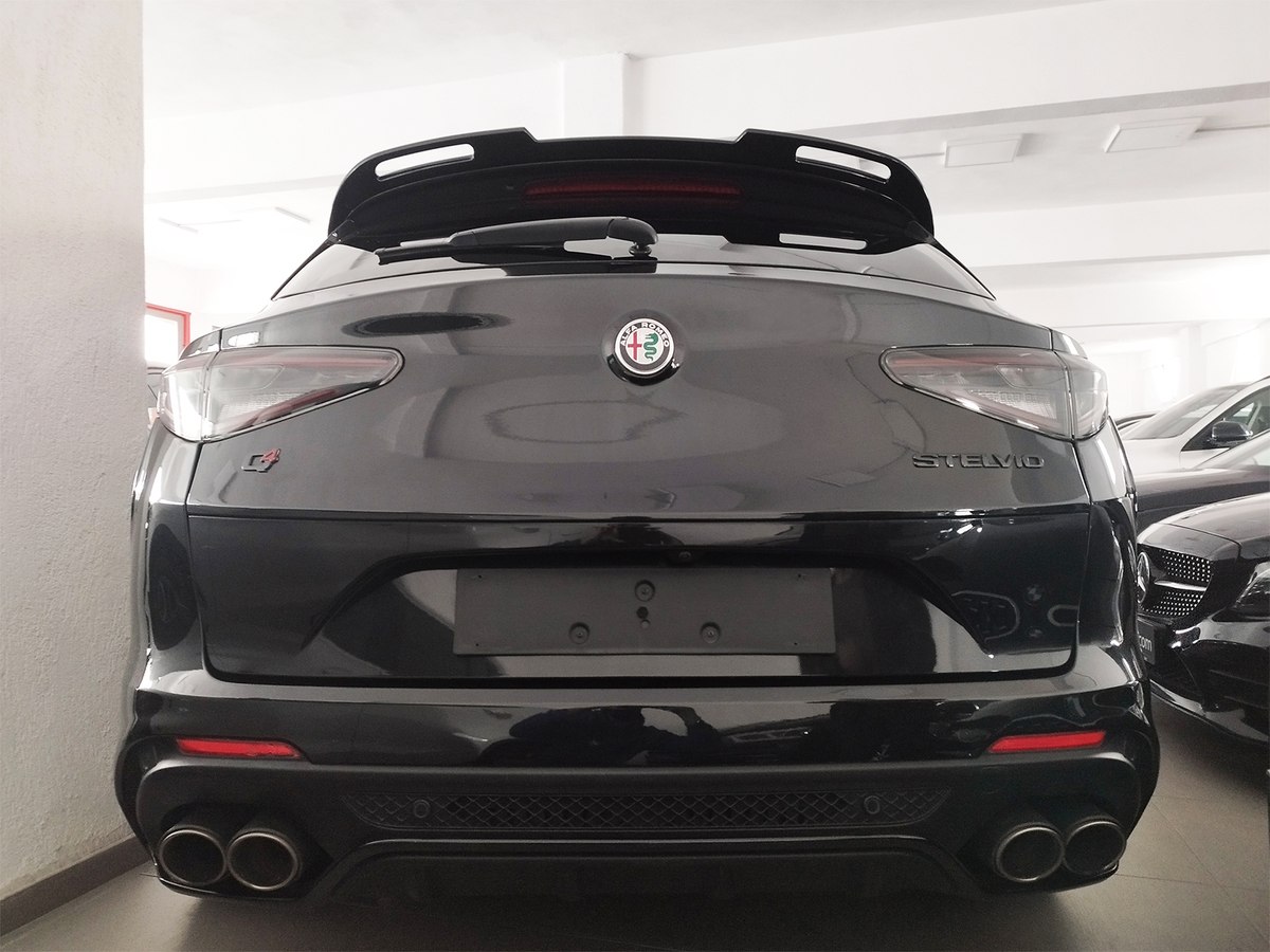 Aileron / Becquet de toit Alfa Romeo Stelvio Mk1