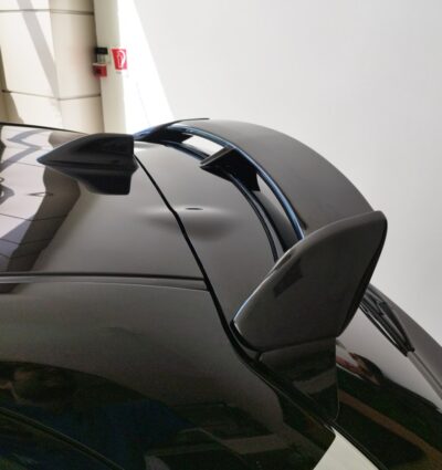 Aileron / Becquet de toit Toyota Yaris Mk4 (2020-)