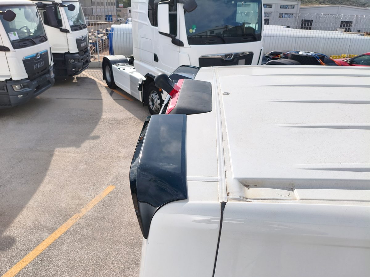 Ailerons / Becquets de toit V.1 double-porte Volkswagen Crafter Mk2 High Roof H2 / MAN TGE High Roof H2