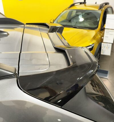 Aileron / Becquet de toit Dacia Duster Mk3