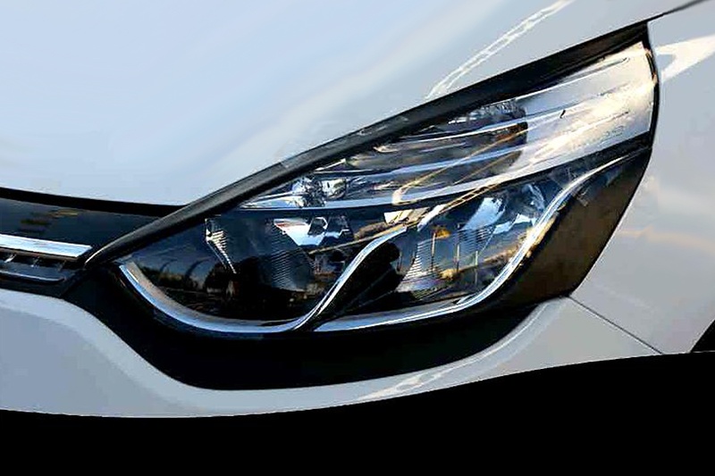Paupières supérieures de phares (la paire) Renault Clio Mk4 (2012-2019)