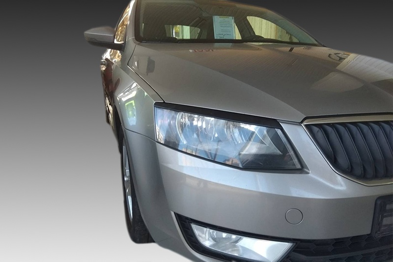 Paupières de phares (la paire) Skoda Octavia Mk3 (2013-2017)