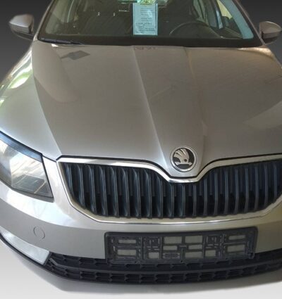 Paupières de phares (la paire) Skoda Octavia Mk3 (2013-2017)