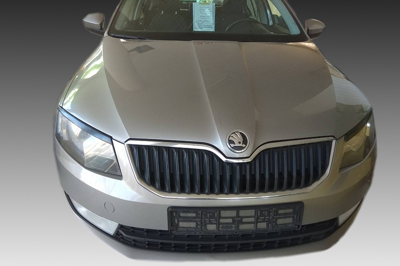 Paupières de phares (la paire) Skoda Octavia Mk3 (2013-2017)