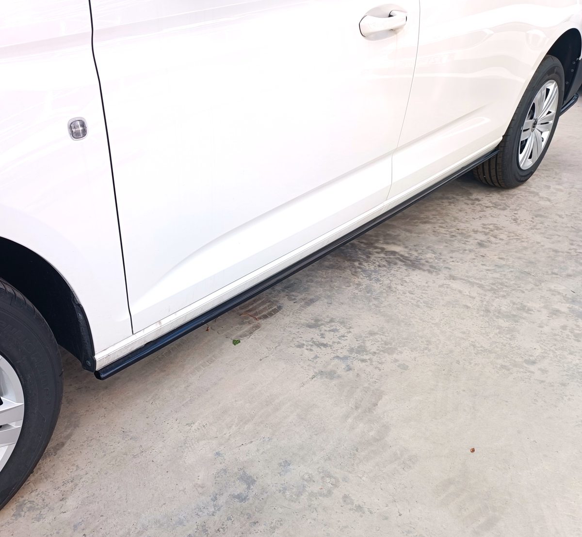Extensions de bas de caisse V.1 (la paire) Volkswagen Caddy Maxi Mk5 (2021-)