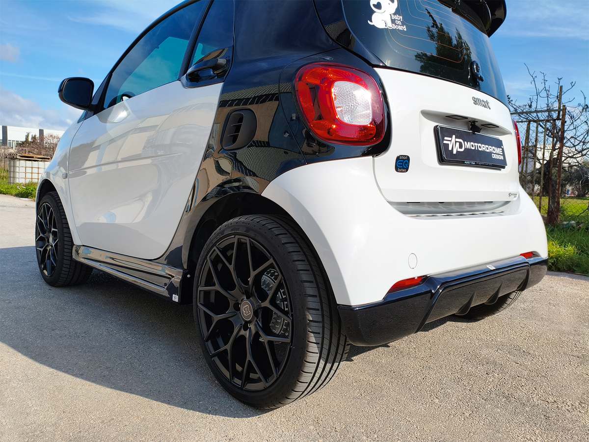 Becquet / Aileron arrière Smart 453