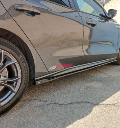 Extensions de bas de caisse (la paire) Ford Focus Mk4 ST / ST-Line (2018-)