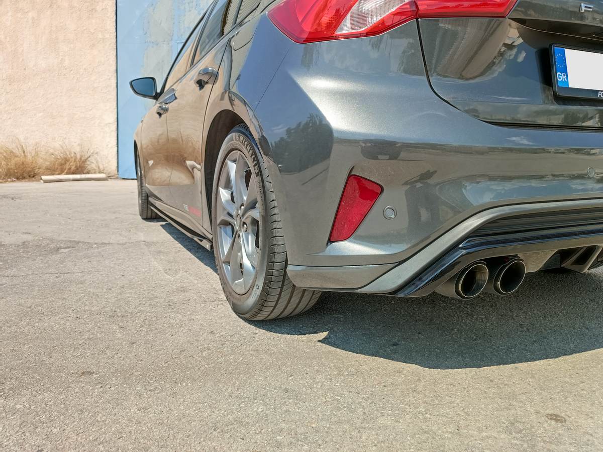 Extensions de bas de caisse (la paire) Ford Focus Mk4 ST / ST-Line (2018-)