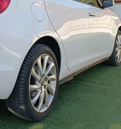 Extensions de bas de caisse (la paire) Alfa Romeo Giulietta
