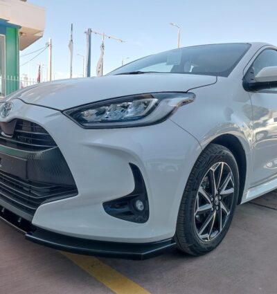 Lame de pare-chocs avant V.2 Toyota Yaris Mk4 (2020-)