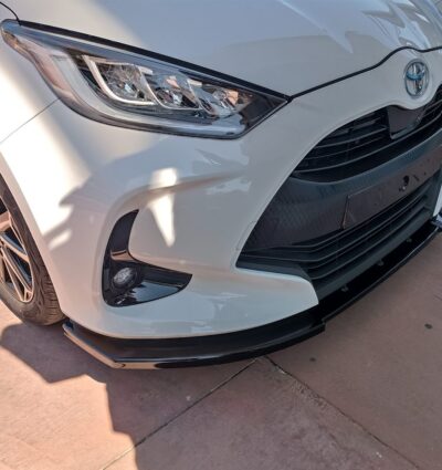 Lame de pare-chocs avant V.2 Toyota Yaris Mk4 (2020-)