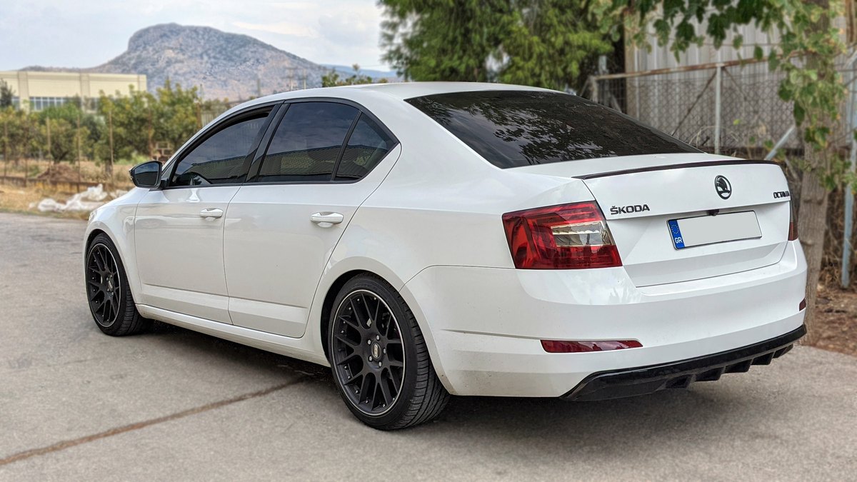 Diffuseur arrière Skoda Octavia Mk3 (2013-2017)