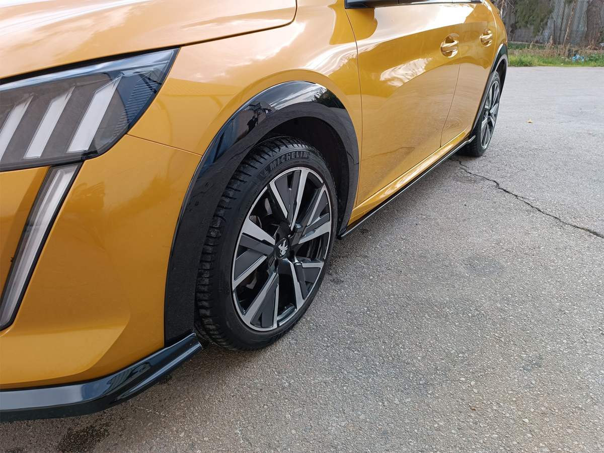 Extensions de bas de caisse V.2 (la paire) Peugeot 208 Mk2 (2019-)