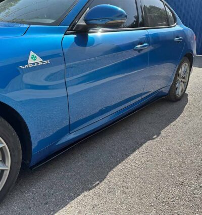 Extensions de bas de caisse (la paire) Alfa Romeo Giulia