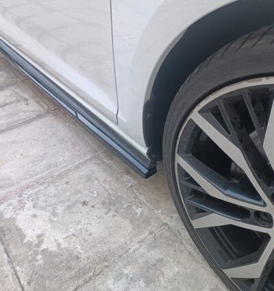Extensions de bas de caisse (la paire) Volkswagen Golf Mk7 / MK7 Facelift GTI