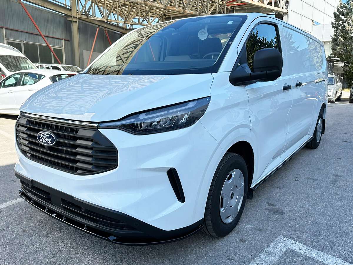 Extensions de bas de caisse (la paire) Ford Transit Custom / Tourneo Mk2 L2 / Volkswagen T7 Long