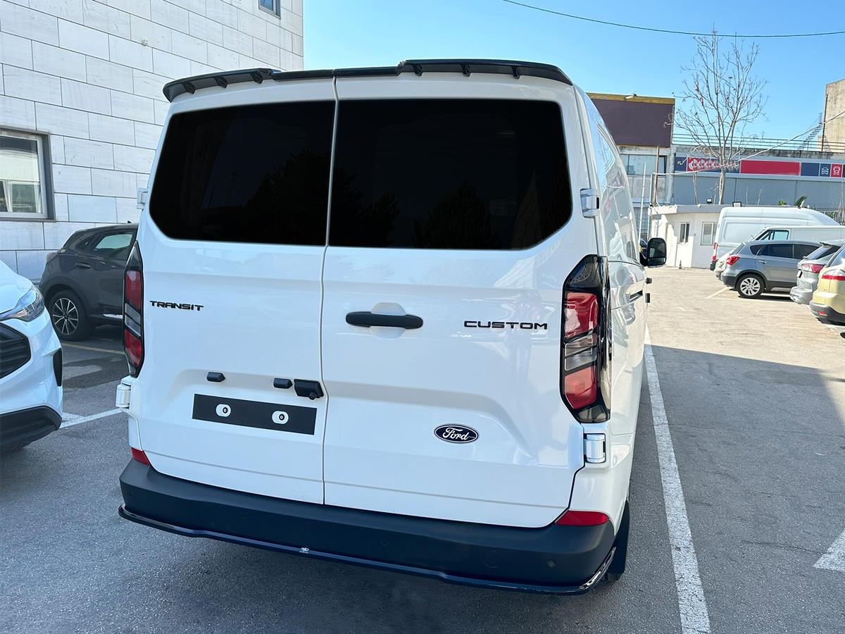 Lame arrière Ford Transit Custom / Tourneo Mk2 / Volkswagen T7 (With Mudflaps)