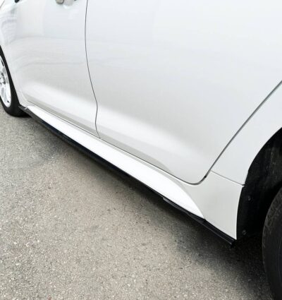 Extensions de bas de caisse (la paire) Toyota Corolla Mk12 Hatchback (2018-)