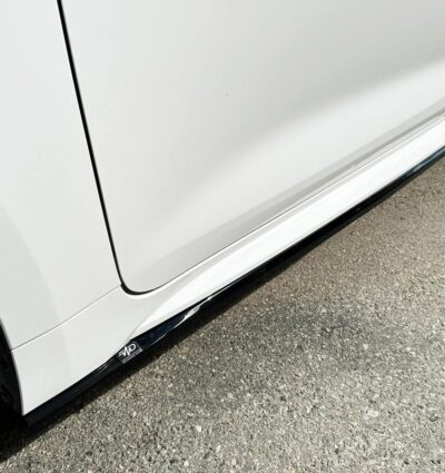 Extensions de bas de caisse (la paire) Toyota Corolla Mk12 Hatchback (2018-)