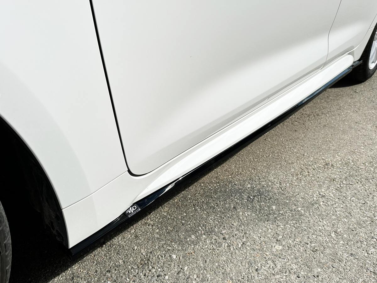 Extensions de bas de caisse (la paire) Toyota Corolla Mk12 Hatchback (2018-)