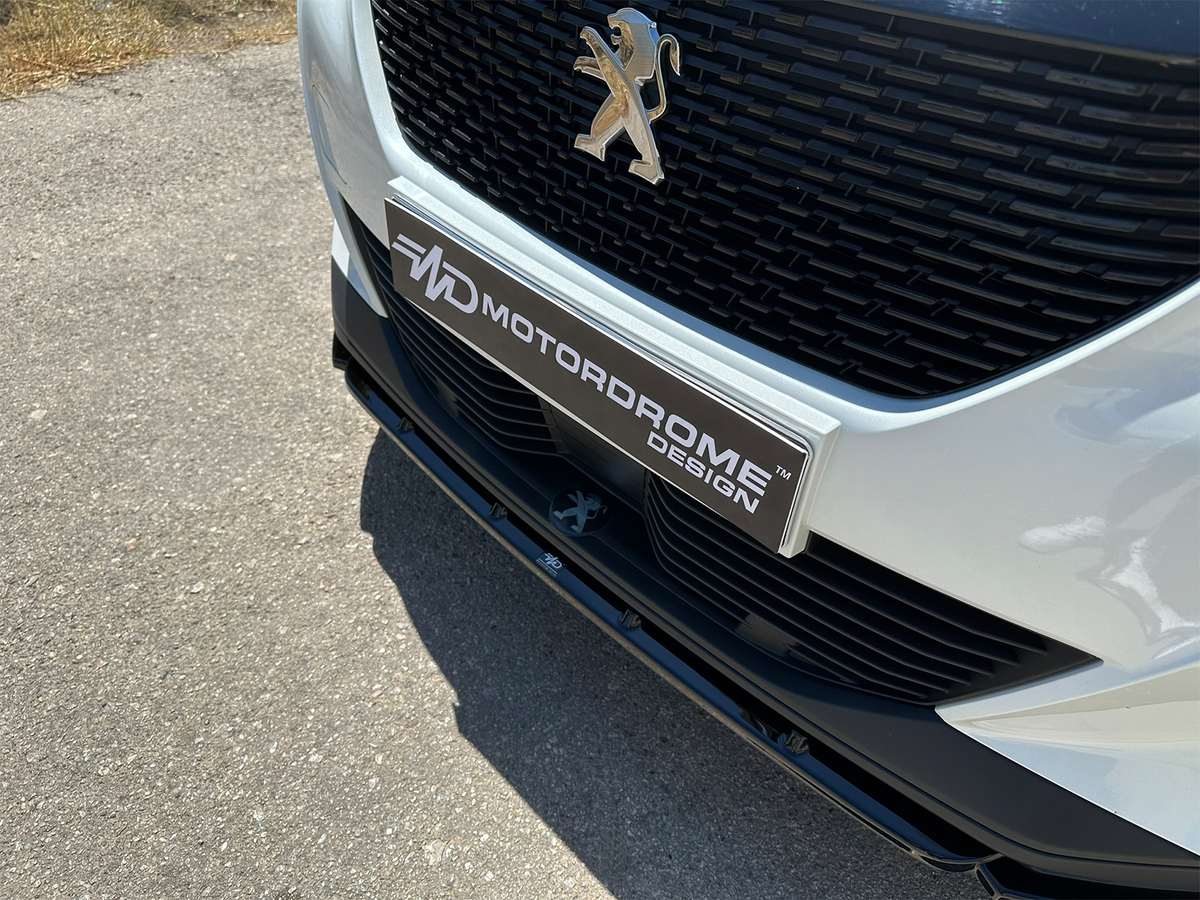 Lame de pare-chocs avant Peugeot 2008 Mk2 (2019-2023)