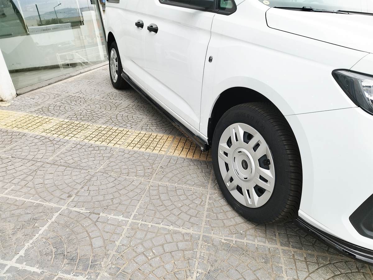 Extensions de bas de caisse V.2 (la paire) Volkswagen Caddy Maxi Mk5 (2021-)