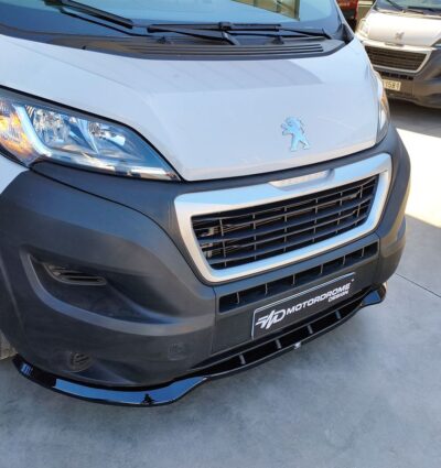 Lame de pare-chocs avant Citroen Jumper / Relay / Fiat Ducato / Opel Movano C / Peugeot Boxer / RAM ProMaster