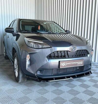 Lame de pare-chocs avant Toyota Yaris Cross Mk1