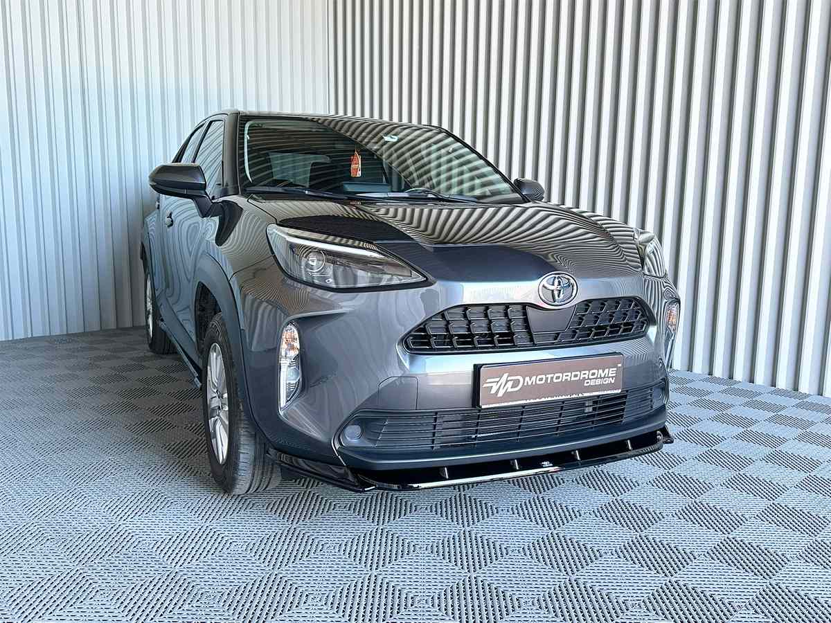 Lame de pare-chocs avant Toyota Yaris Cross Mk1