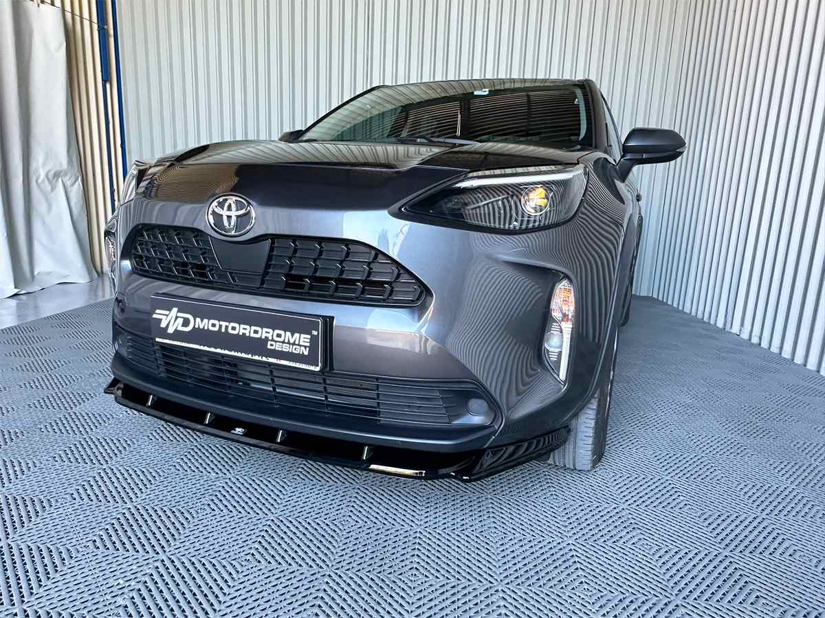 Lame de pare-chocs avant Toyota Yaris Cross Mk1