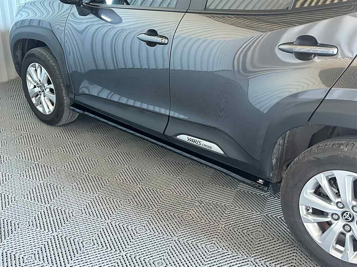 Extensions de bas de caisse (la paire) Toyota Yaris Cross Mk1