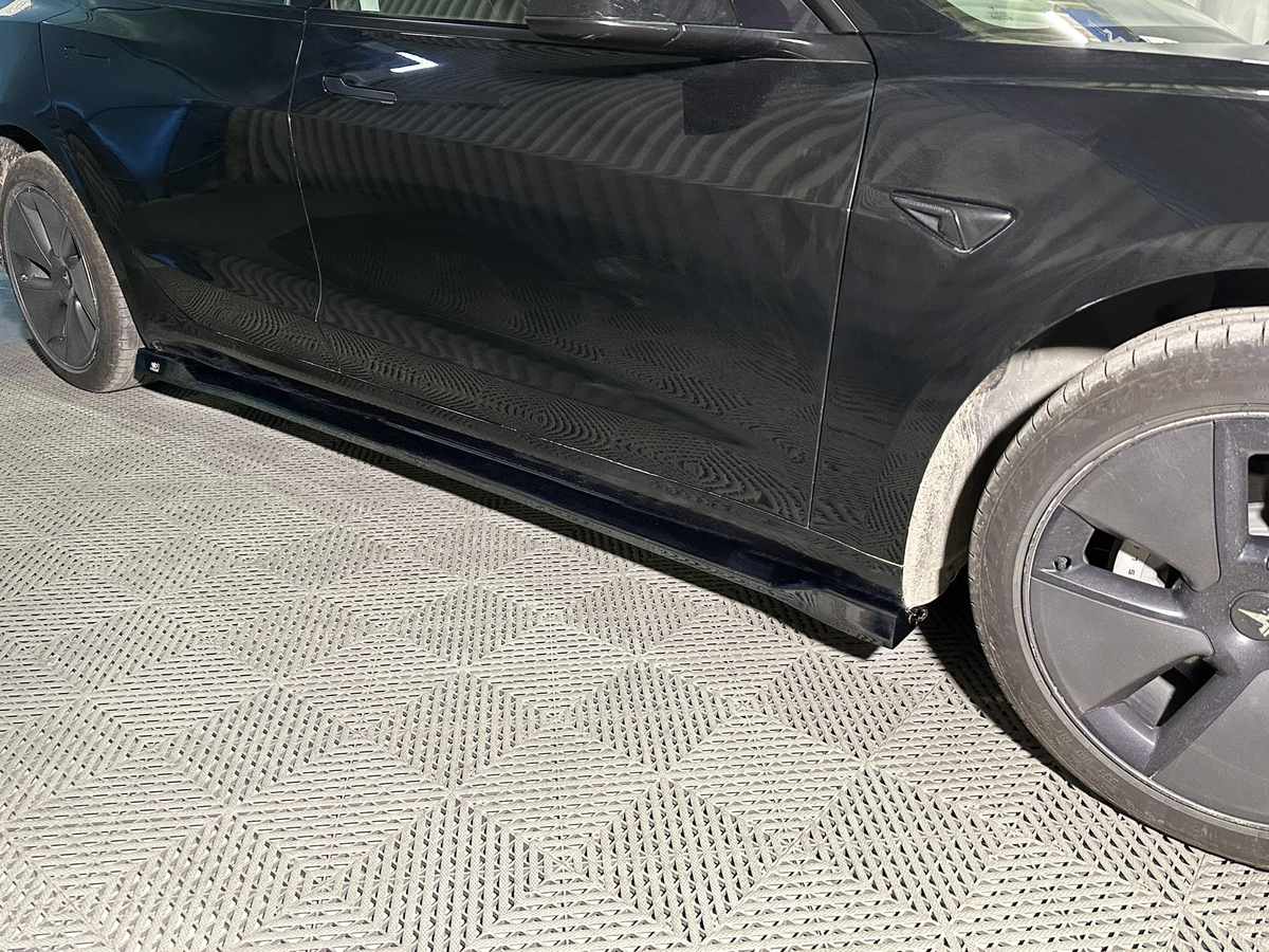 Extensions de bas de caisse (la paire) Tesla Model 3 Mk1 / Mk1 Facelift