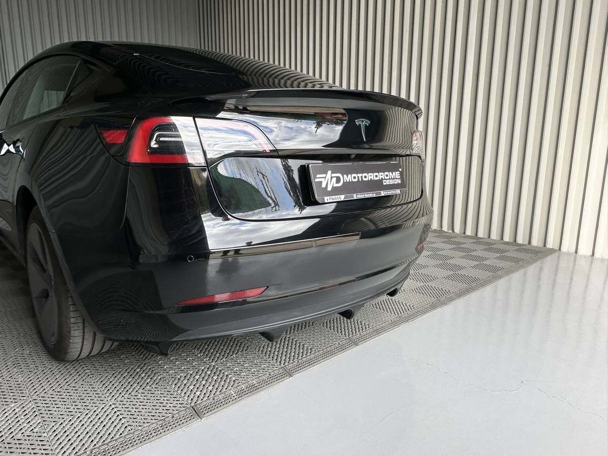 Diffuseur arrière Tesla Model 3