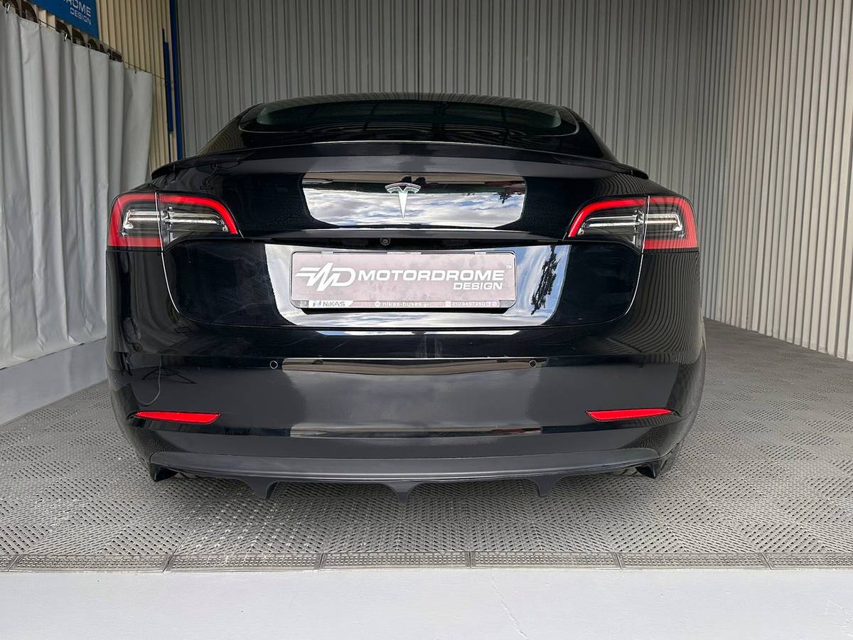 Diffuseur arrière Tesla Model 3