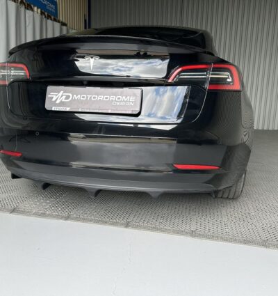 Diffuseur arrière Tesla Model 3