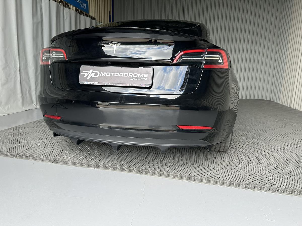 Diffuseur arrière Tesla Model 3
