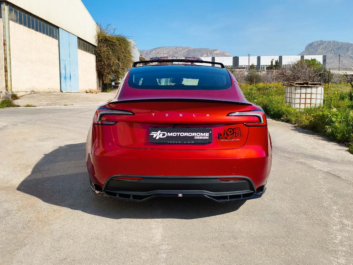 Lame arrière Tesla Model 3 Mk1 Project Highland Facelift