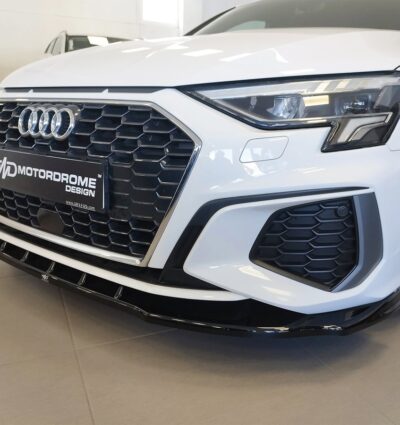 Lame de pare-chocs avant Audi S3 / A3 S-Line 8Y