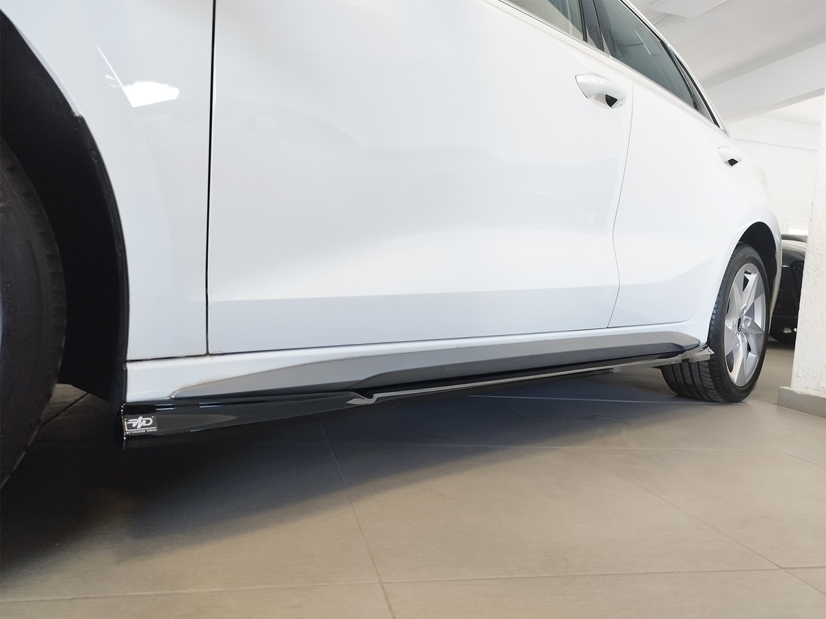 Extensions de bas de caisse (la paire) Audi S3 / A3 S-Line 8Y