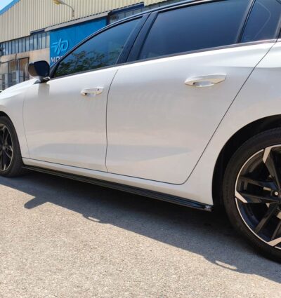 Extensions de bas de caisse (la paire) Opel Astra L Hatchback