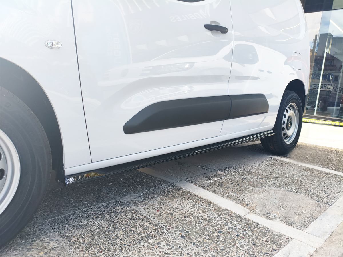 Extensions de bas de caisse (la paire) Citroen Berlingo L1 Mk3 / Peugeot Partner L1 Mk3 / Opel Combo E L1