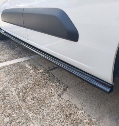 Extensions de bas de caisse (la paire) Citroen Berlingo L1 Mk3 / Peugeot Partner L1 Mk3 / Opel Combo E L1