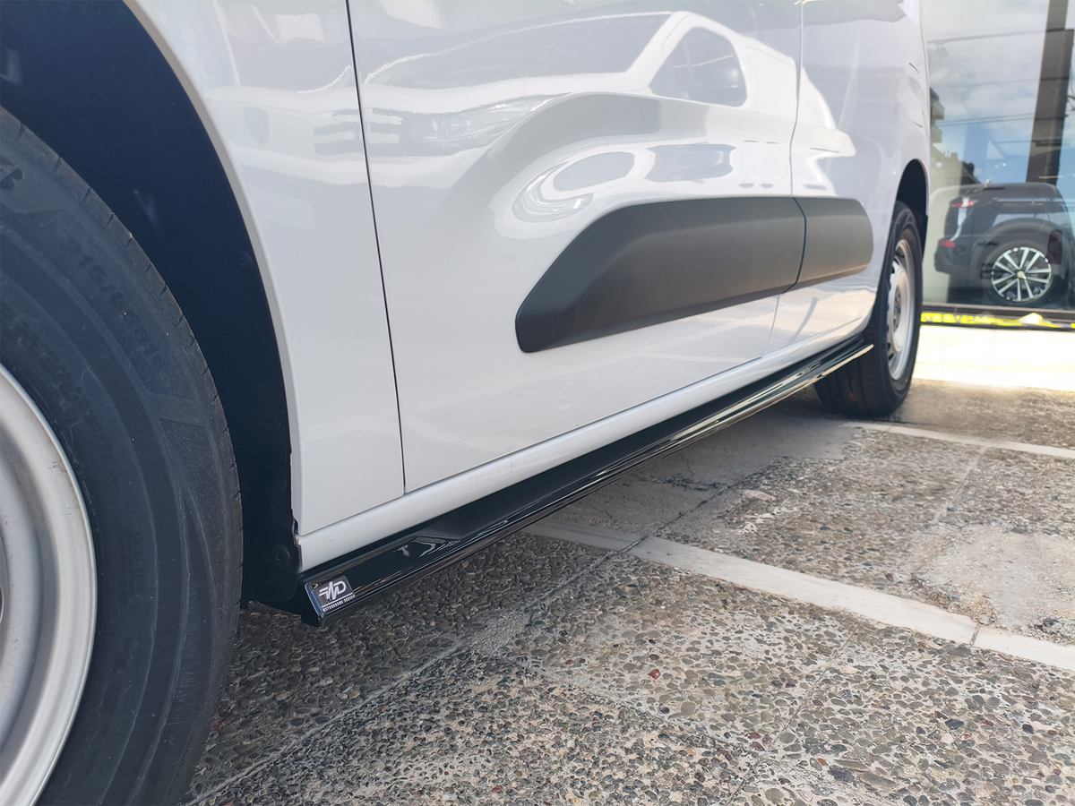 Extensions de bas de caisse (la paire) Citroen Berlingo L1 Mk3 / Peugeot Partner L1 Mk3 / Opel Combo E L1