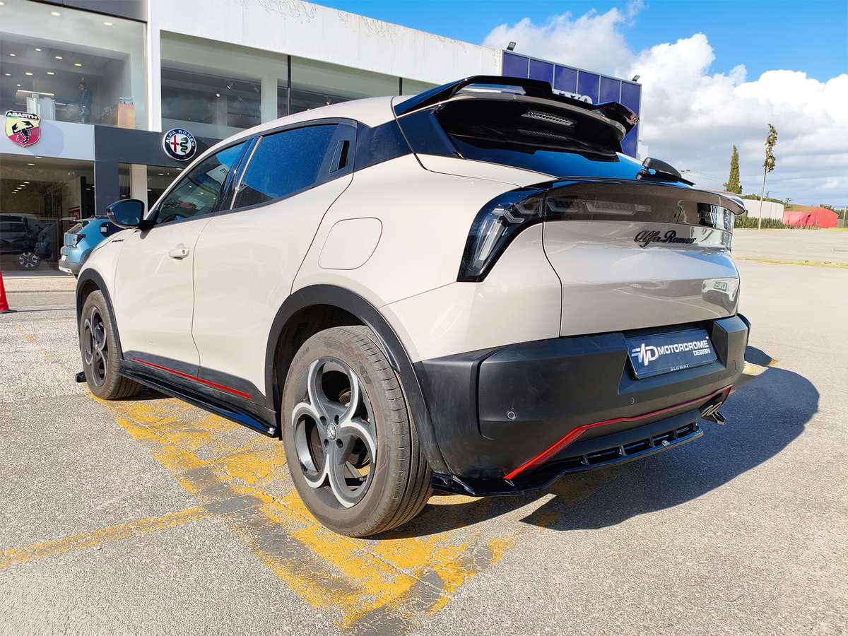 Extensions de bas de caisse (la paire) Alfa Romeo Junior