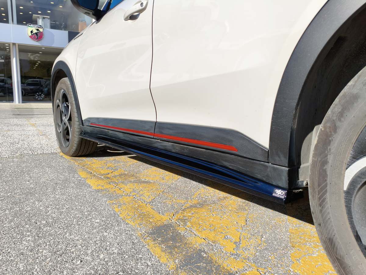 Extensions de bas de caisse (la paire) Alfa Romeo Junior